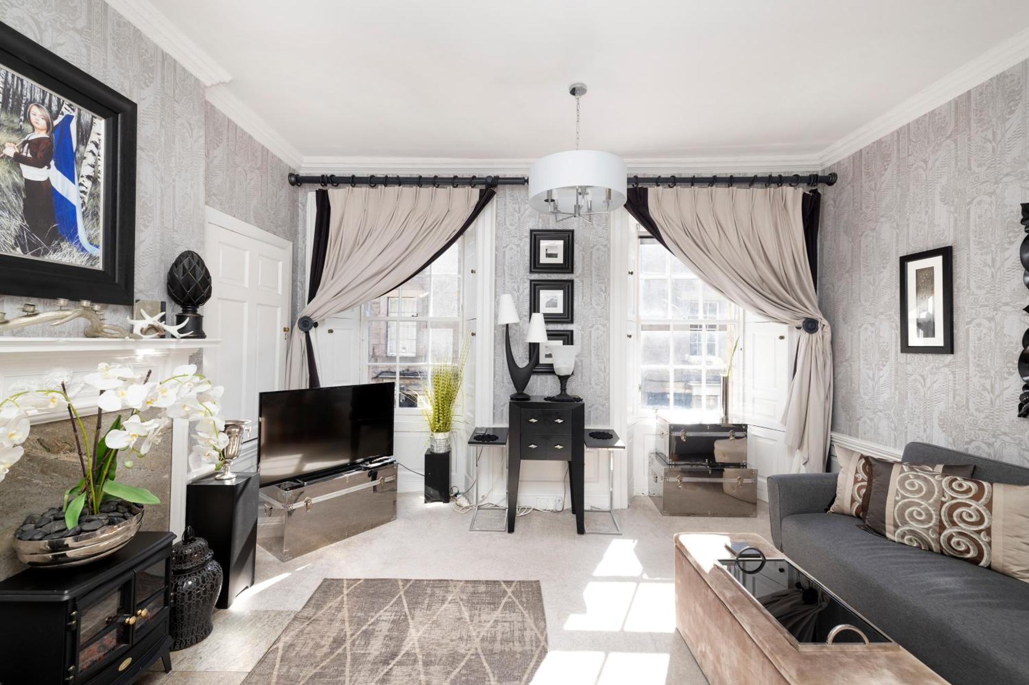 Joivy Exclusive Apartment At The Heart Of New Town 에든버러 외부 사진